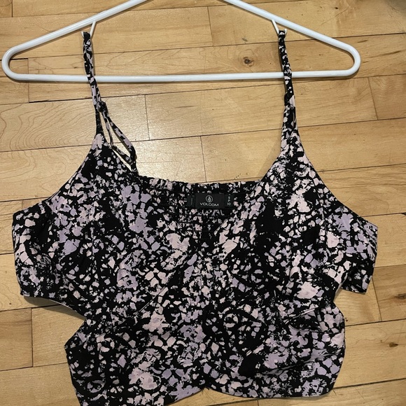 2 piece Volcom set - Picture 11 of 11